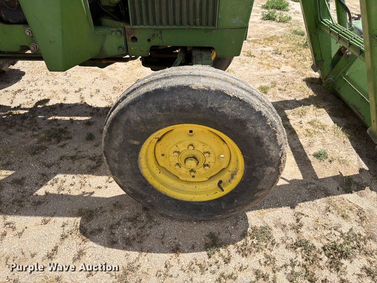 image for item EW2144 1970 John Deere 2020 tractor