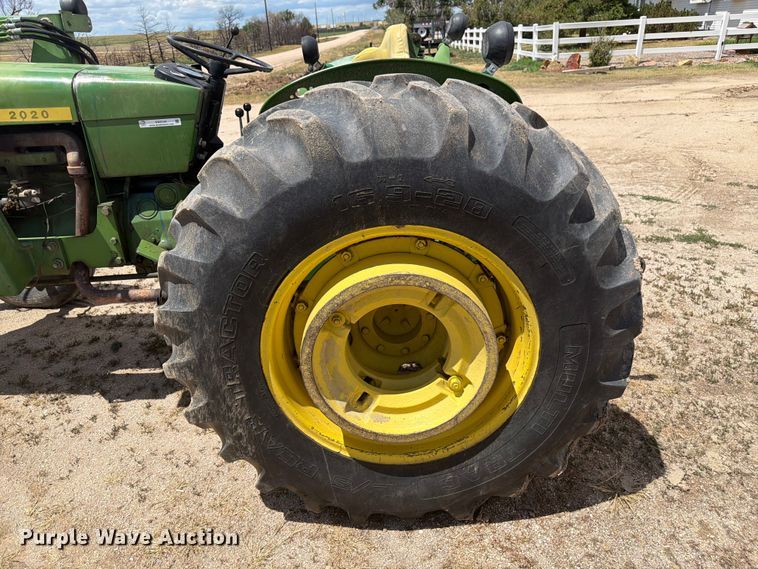image for item EW2144 1970 John Deere 2020 tractor