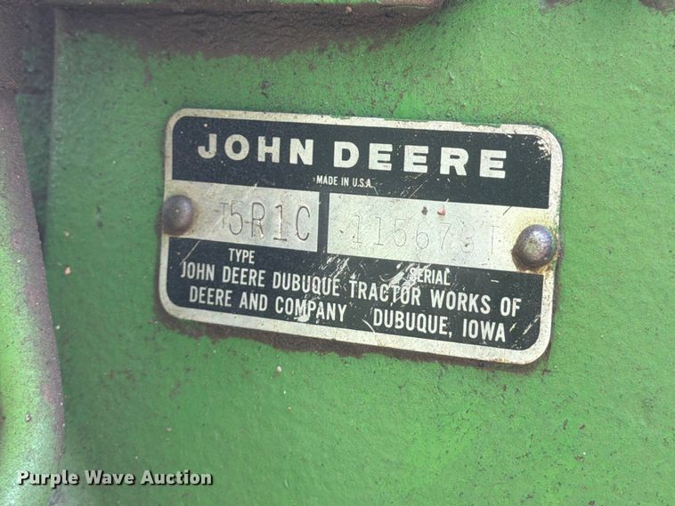 image for item EW2144 1970 John Deere 2020 tractor