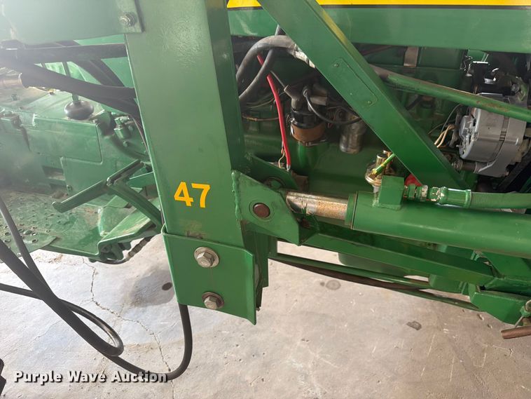 image for item EW2145 1966 John Deere 2020 tractor
