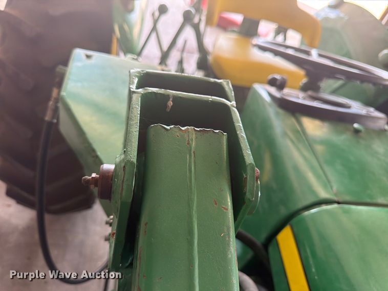 image for item EW2145 1966 John Deere 2020 tractor