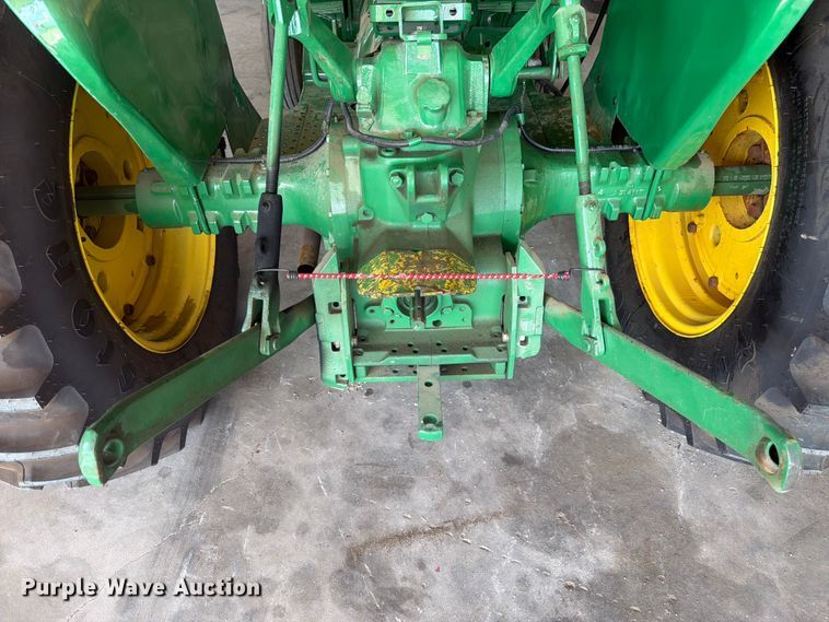 image for item EW2145 1966 John Deere 2020 tractor