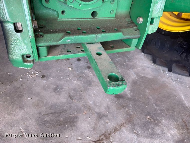 image for item EW2145 1966 John Deere 2020 tractor