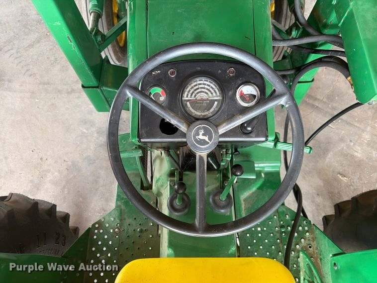 image for item EW2145 1966 John Deere 2020 tractor