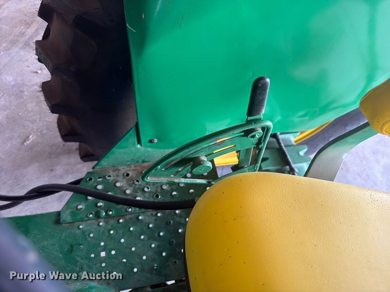 image for item EW2145 1966 John Deere 2020 tractor