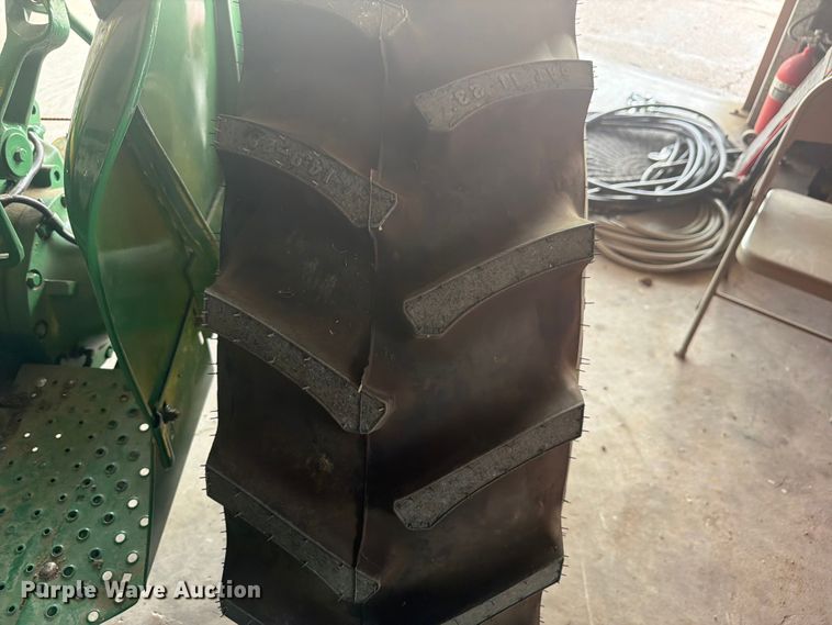 image for item EW2145 1966 John Deere 2020 tractor