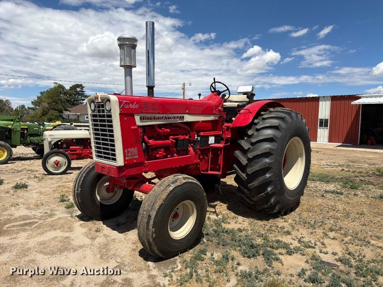 1965 International Harvester 1206 D tractor