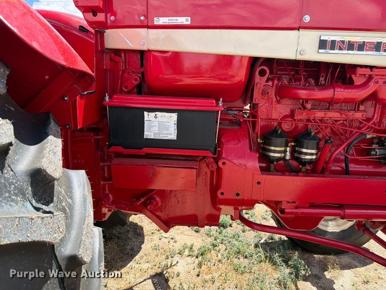 image for item EW2146 1965 International Harvester 1206 D tractor