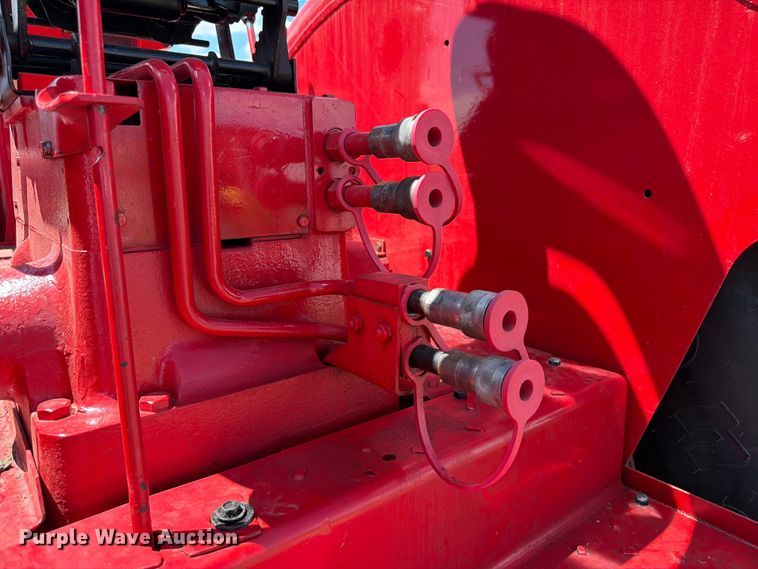 image for item EW2146 1965 International Harvester 1206 D tractor