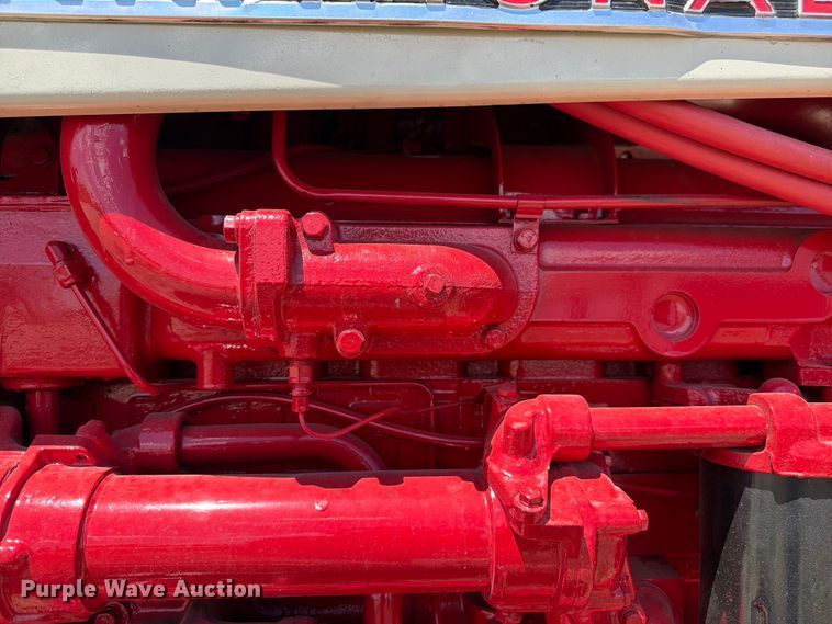 image for item EW2146 1965 International Harvester 1206 D tractor