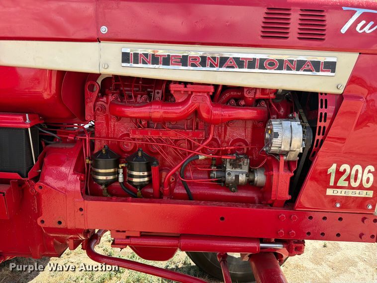image for item EW2146 1965 International Harvester 1206 D tractor