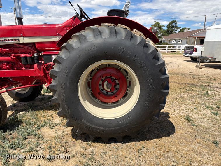 image for item EW2146 1965 International Harvester 1206 D tractor