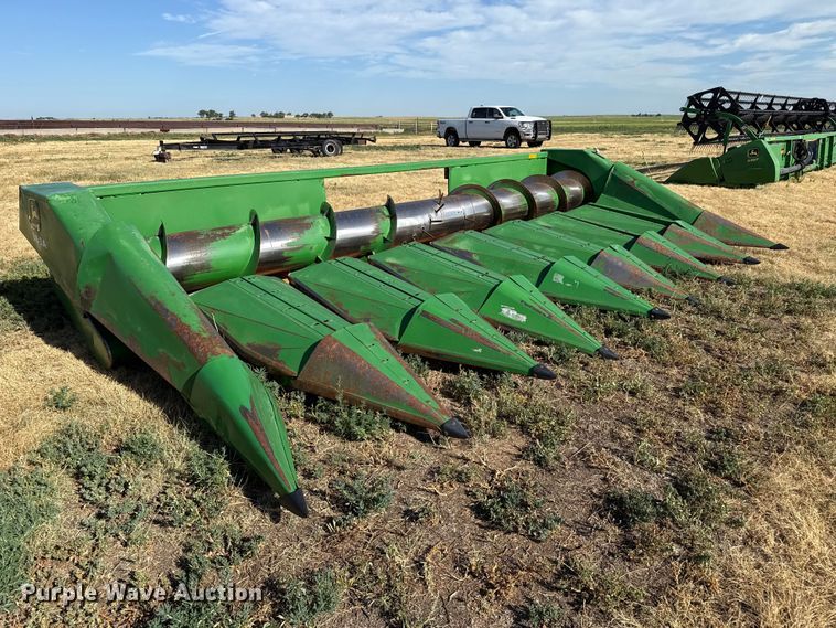 image for item EW4144 John Deere 853A all-crop head