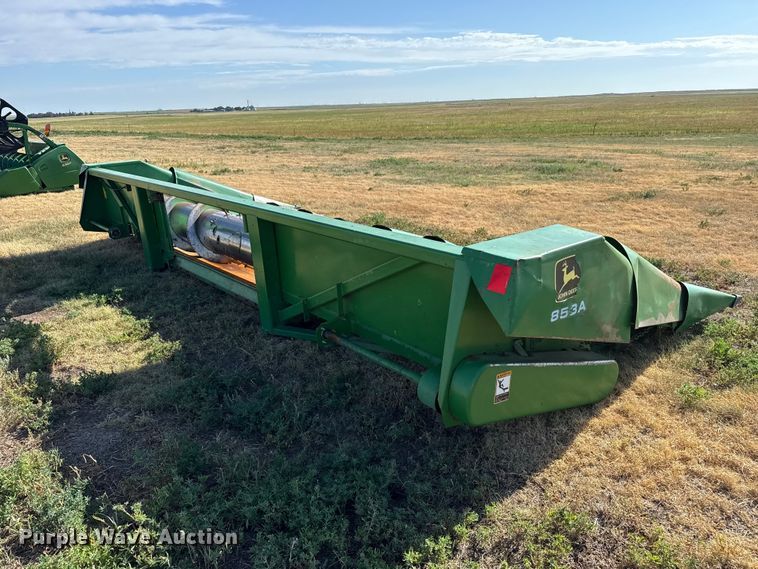 image for item EW4144 John Deere 853A all-crop head