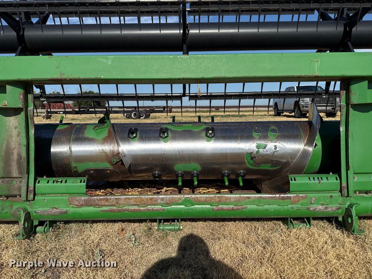 image for item EW4145 John Deere 630F HydraFlex flex head