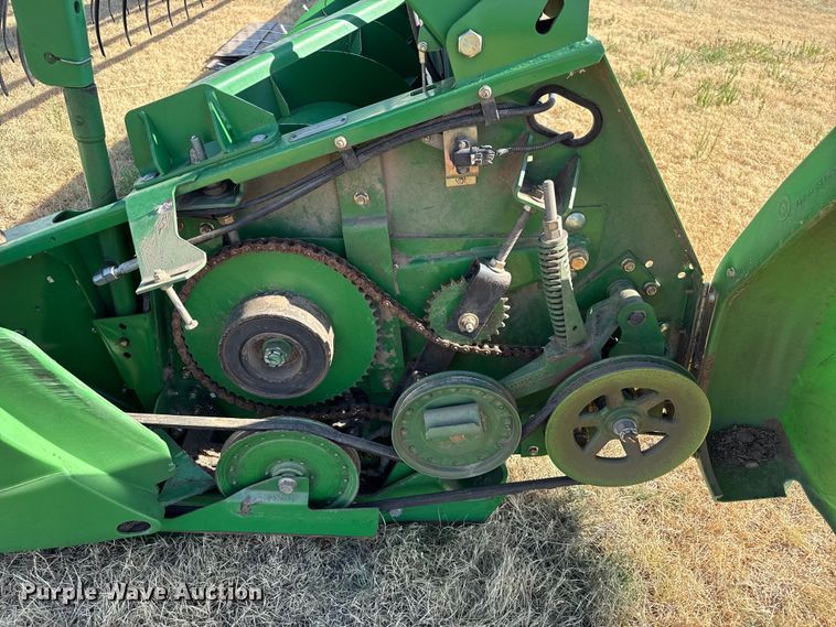 image for item EW4145 John Deere 630F HydraFlex flex head