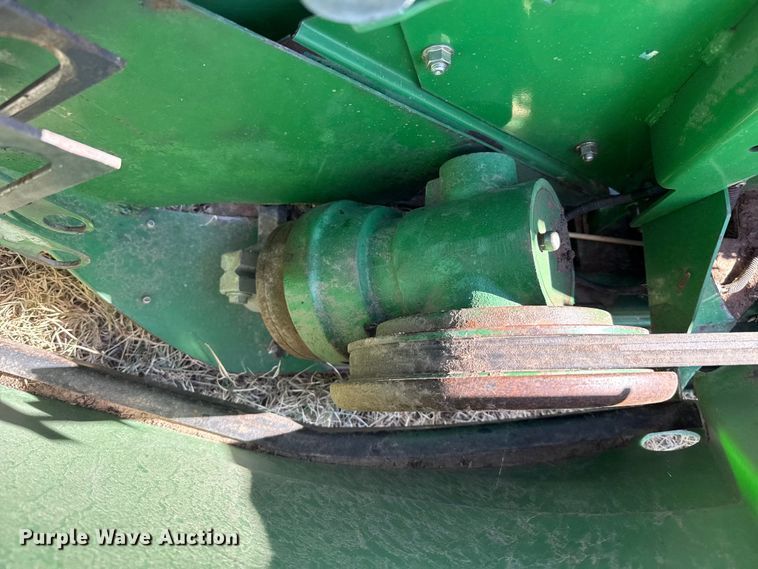 image for item EW4145 John Deere 630F HydraFlex flex head