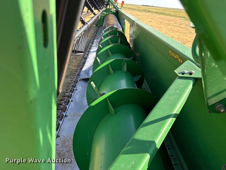 image for item EW4145 John Deere 630F HydraFlex flex head