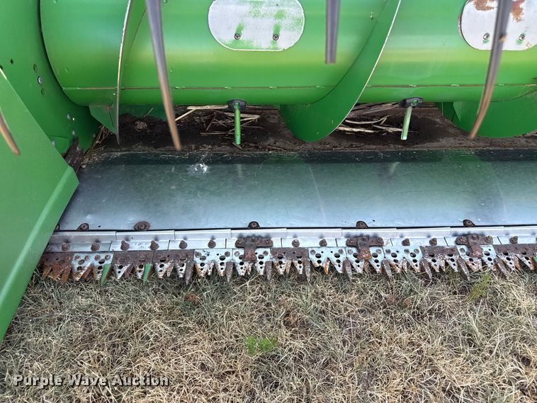 image for item EW4145 John Deere 630F HydraFlex flex head