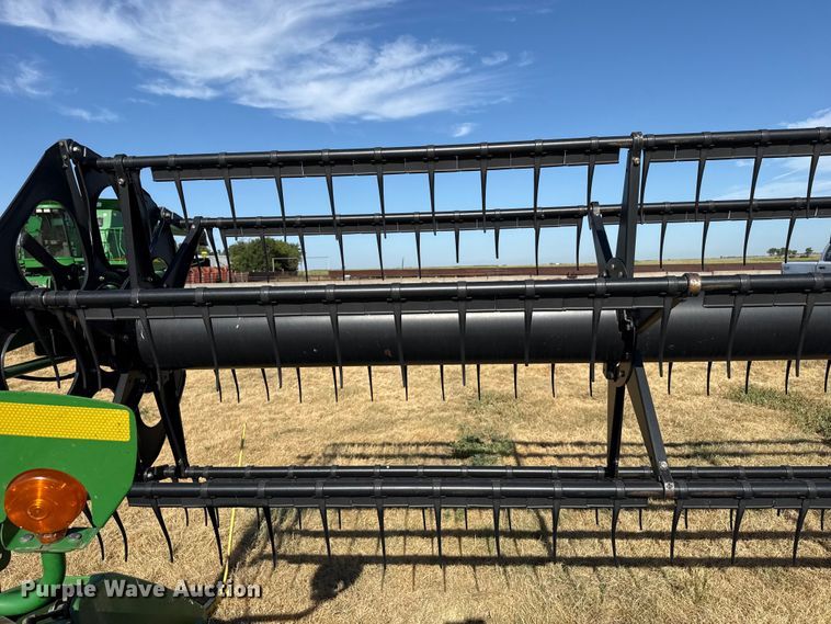 image for item EW4145 John Deere 630F HydraFlex flex head
