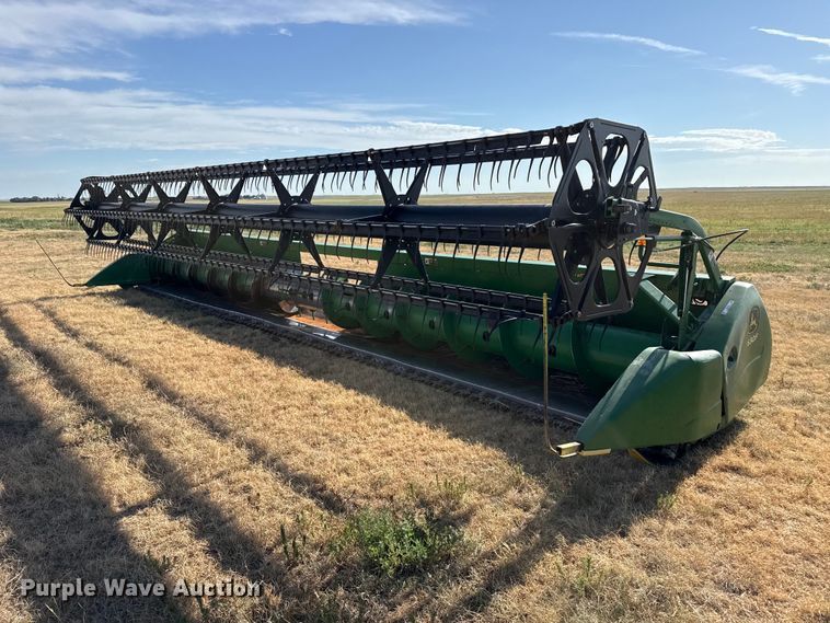 John Deere 630F HydraFlex flex head