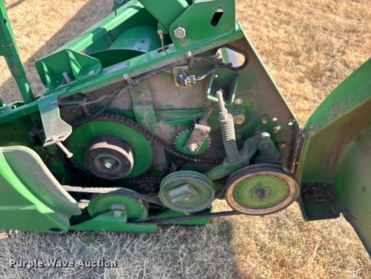 image for item EW4146 John Deere 630F HydraFlex flex head