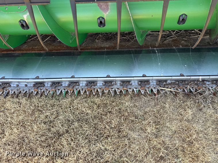 image for item EW4146 John Deere 630F HydraFlex flex head