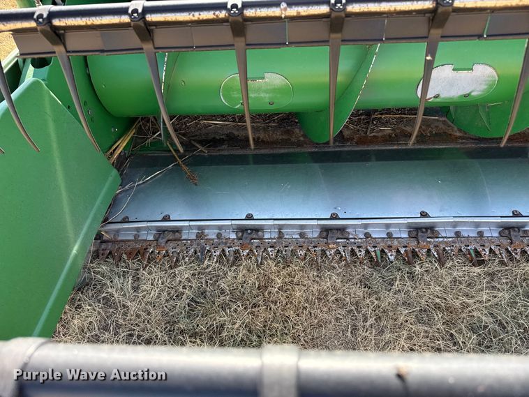 image for item EW4146 John Deere 630F HydraFlex flex head