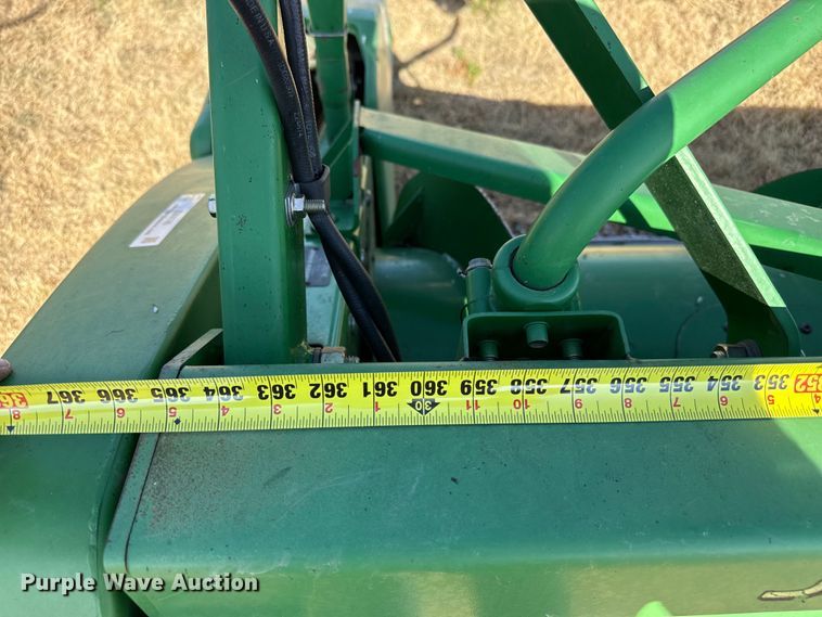image for item EW4146 John Deere 630F HydraFlex flex head