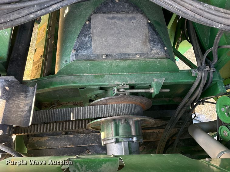 image for item EW4148 2005 John Deere 9760 STS combine