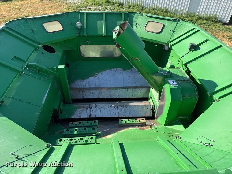 image for item EW4148 2005 John Deere 9760 STS combine