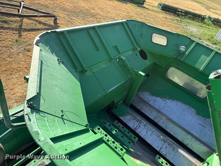 image for item EW4148 2005 John Deere 9760 STS combine