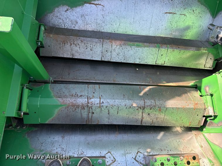 image for item EW4148 2005 John Deere 9760 STS combine