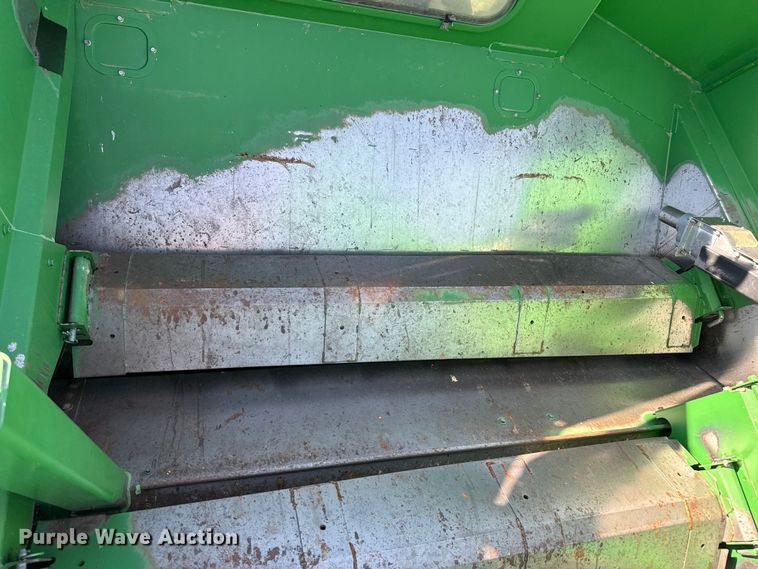 image for item EW4148 2005 John Deere 9760 STS combine