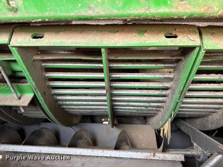 image for item EW4148 2005 John Deere 9760 STS combine