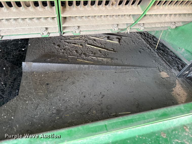 image for item EW4148 2005 John Deere 9760 STS combine