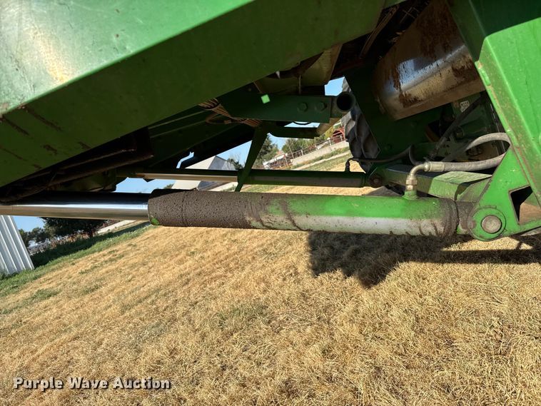 image for item EW4148 2005 John Deere 9760 STS combine