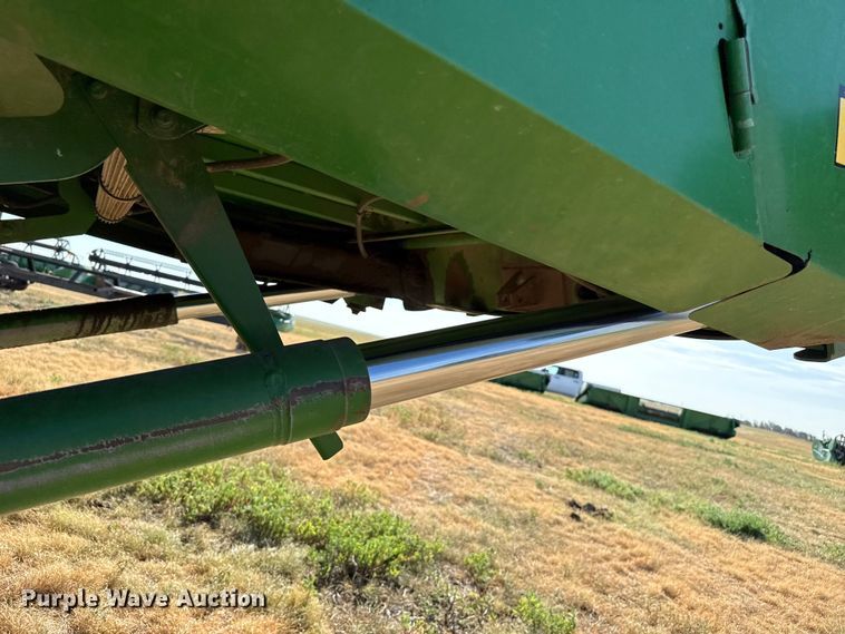 image for item EW4148 2005 John Deere 9760 STS combine