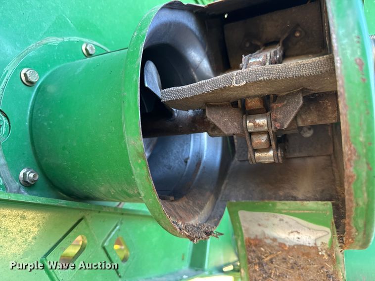 image for item EW4148 2005 John Deere 9760 STS combine