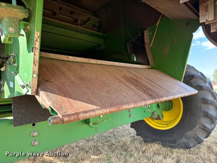 image for item EW4148 2005 John Deere 9760 STS combine