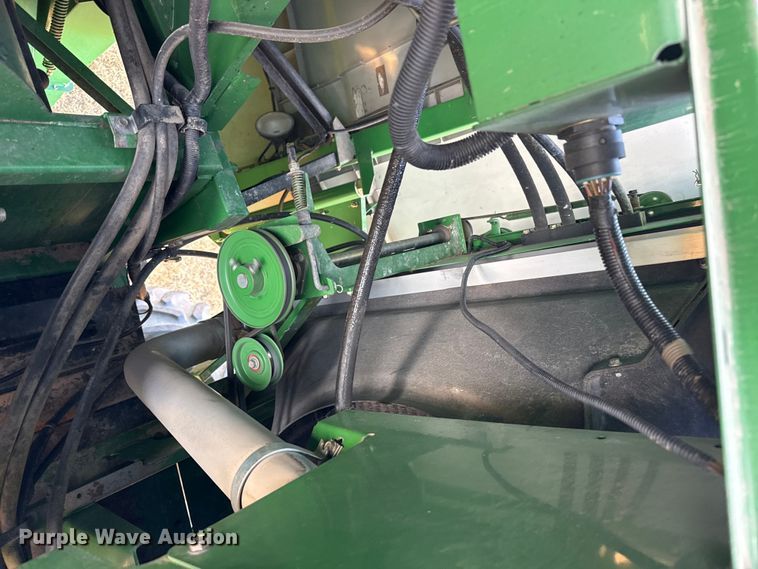 image for item EW4148 2005 John Deere 9760 STS combine