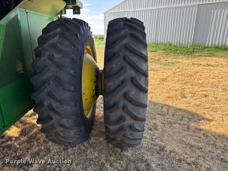 image for item EW4148 2005 John Deere 9760 STS combine