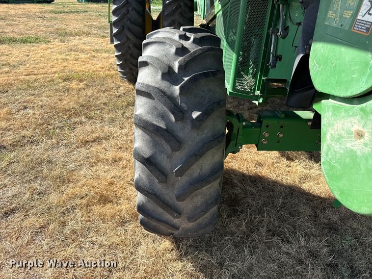 image for item EW4148 2005 John Deere 9760 STS combine