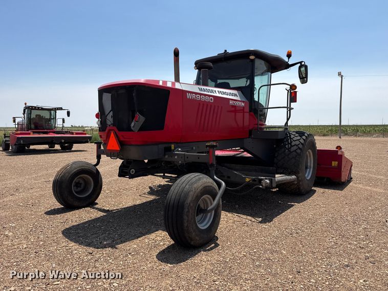 image for item EW4158 2022 Massey Ferguson WR9980 swather / windrower