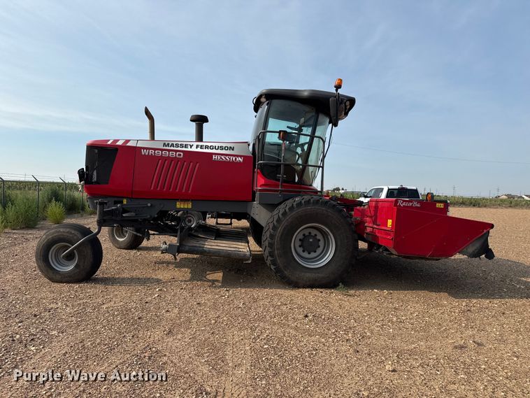 image for item EW4158 2022 Massey Ferguson WR9980 swather / windrower