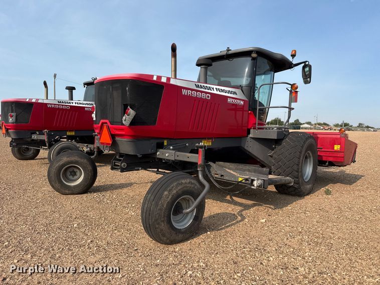 image for item EW4158 2022 Massey Ferguson WR9980 swather / windrower