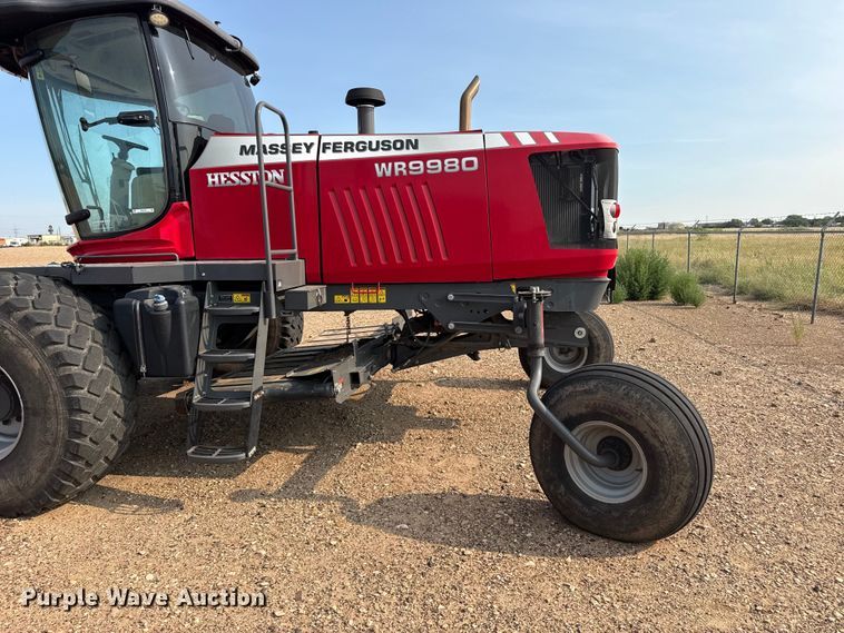 image for item EW4158 2022 Massey Ferguson WR9980 swather / windrower
