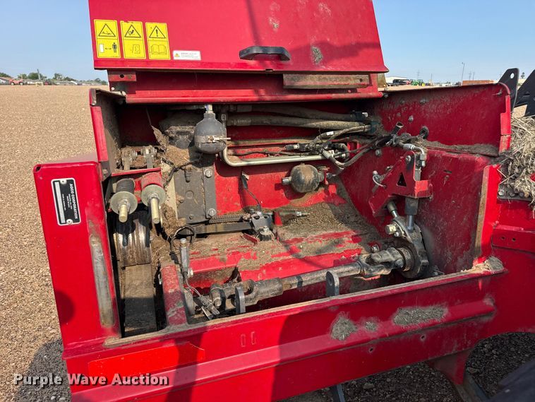 image for item EW4158 2022 Massey Ferguson WR9980 swather / windrower