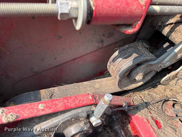 image for item EW4158 2022 Massey Ferguson WR9980 swather / windrower