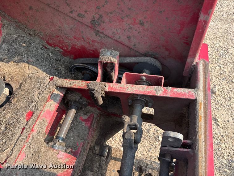 image for item EW4158 2022 Massey Ferguson WR9980 swather / windrower